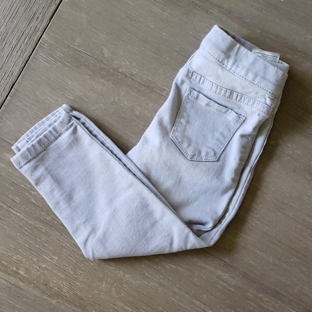 Light gray jeggings